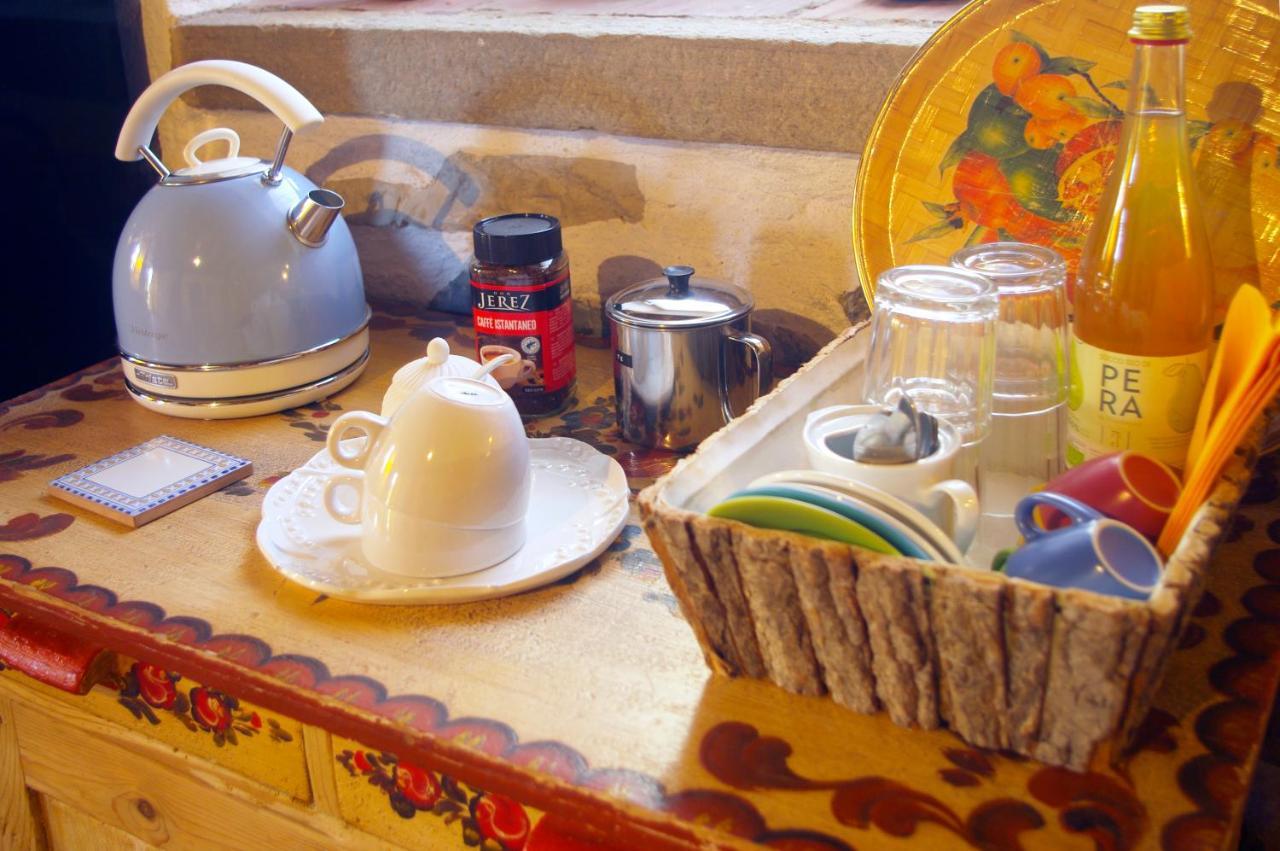 La Casa Altrui- Camere E Zona Relax Con Giardino 科日多 外观 照片