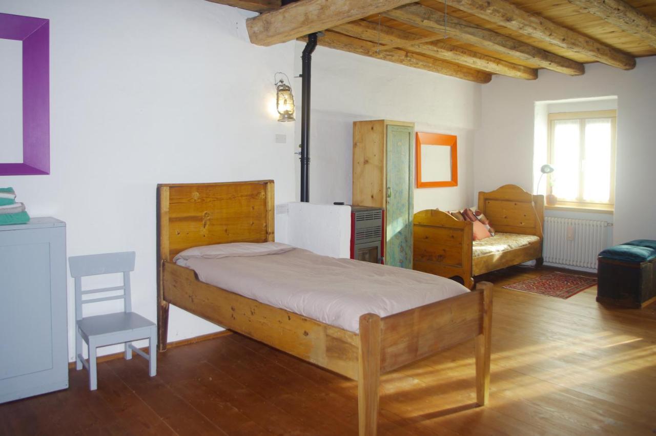 La Casa Altrui- Camere E Zona Relax Con Giardino 科日多 外观 照片