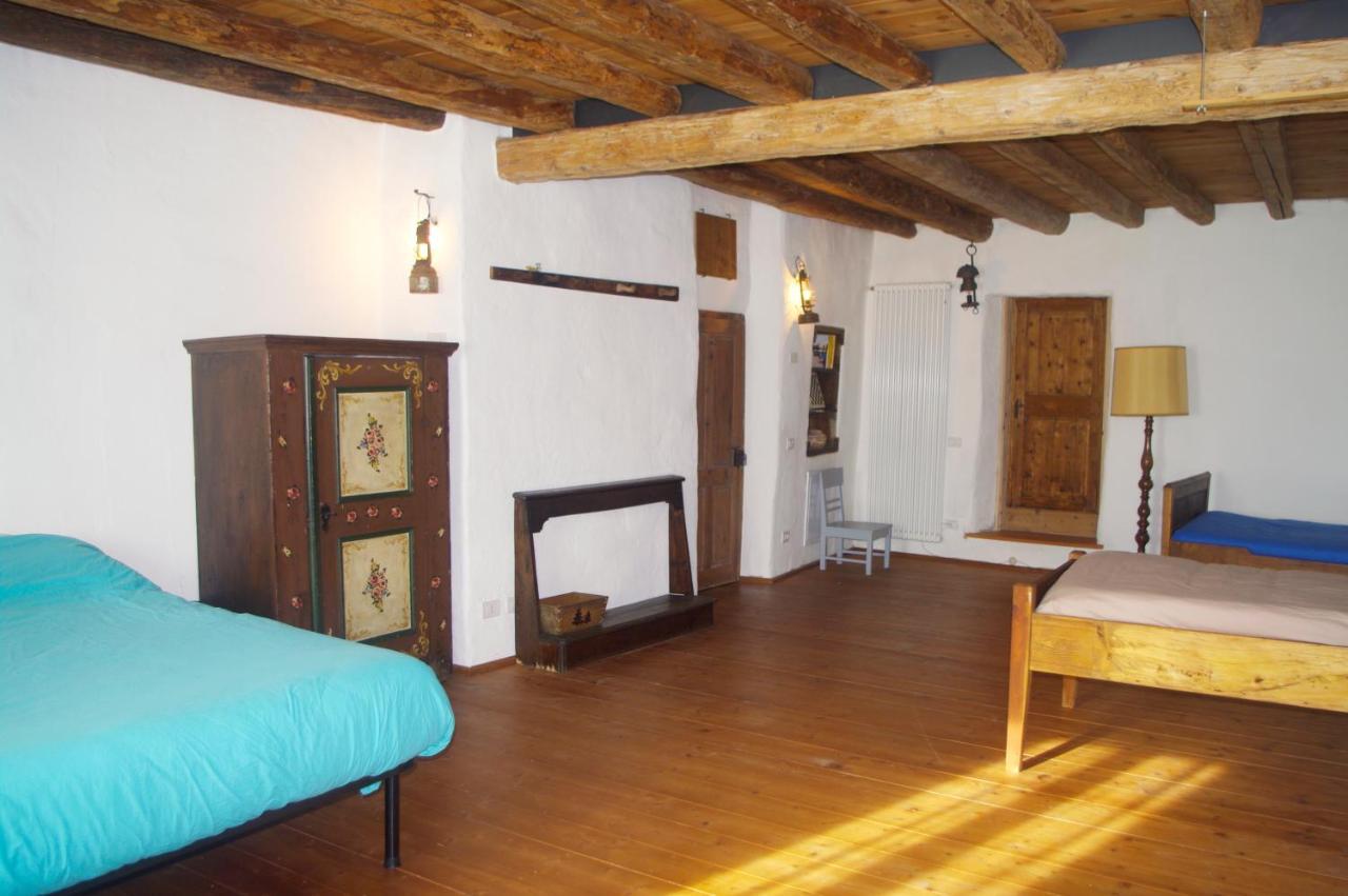 La Casa Altrui- Camere E Zona Relax Con Giardino 科日多 外观 照片